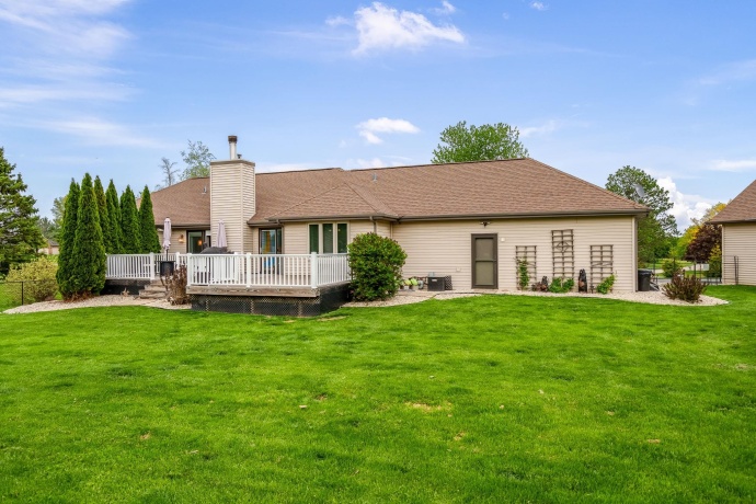 32 Shadow Ridge, ROCKFORD, Illinois 61107, 3 Bedrooms Bedrooms, ,2 BathroomsBathrooms,House,For Sale,Shadow Ridge,202602744