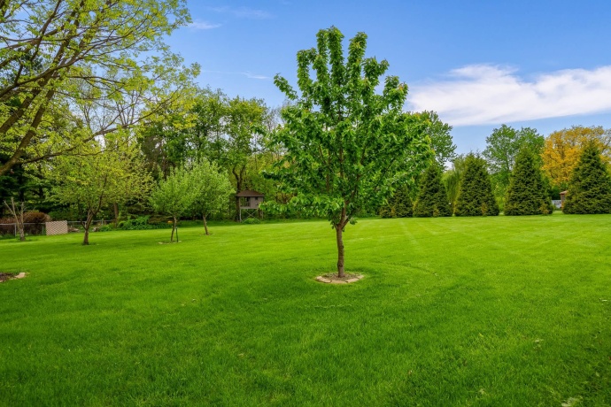 32 Shadow Ridge, ROCKFORD, Illinois 61107, 3 Bedrooms Bedrooms, ,2 BathroomsBathrooms,House,For Sale,Shadow Ridge,202602744