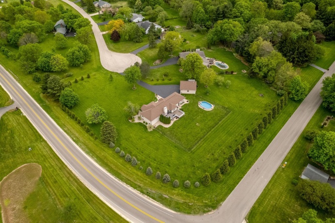 32 Shadow Ridge, ROCKFORD, Illinois 61107, 3 Bedrooms Bedrooms, ,2 BathroomsBathrooms,House,For Sale,Shadow Ridge,202602744