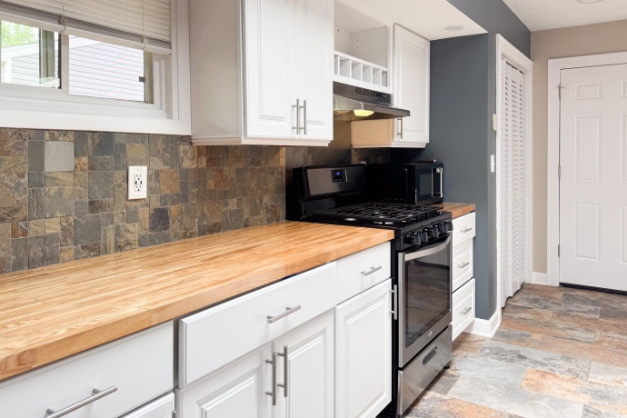 3207 Sunnyside, ROCKFORD, Illinois 61114, 3 Bedrooms Bedrooms, ,2 BathroomsBathrooms,House,For Sale,Sunnyside,202602747