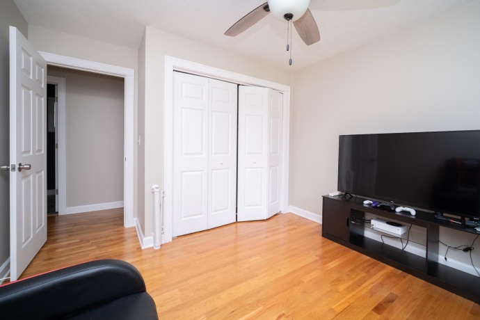 3207 Sunnyside, ROCKFORD, Illinois 61114, 3 Bedrooms Bedrooms, ,2 BathroomsBathrooms,House,For Sale,Sunnyside,202602747