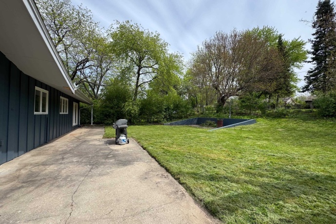 3207 Sunnyside, ROCKFORD, Illinois 61114, 3 Bedrooms Bedrooms, ,2 BathroomsBathrooms,House,For Sale,Sunnyside,202602747