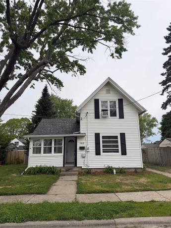 1915 Quincy, ROCKFORD, Illinois 61103, 1 Bedroom Bedrooms, ,1 BathroomBathrooms,House,For Sale,Quincy,202602749