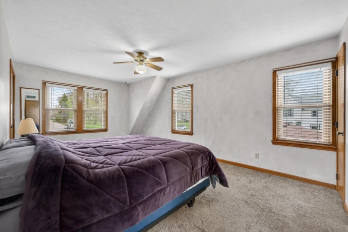 629 Lincoln, BELVIDERE, Illinois 61008, 3 Bedrooms Bedrooms, ,3 BathroomsBathrooms,House,For Sale,Lincoln,202602751