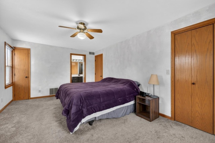 629 Lincoln, BELVIDERE, Illinois 61008, 3 Bedrooms Bedrooms, ,3 BathroomsBathrooms,House,For Sale,Lincoln,202602751