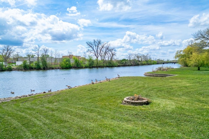 629 Lincoln, BELVIDERE, Illinois 61008, 3 Bedrooms Bedrooms, ,3 BathroomsBathrooms,House,For Sale,Lincoln,202602751