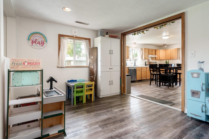 410 Elgin, CHERRY VALLEY, Illinois 61016, 4 Bedrooms Bedrooms, ,2 BathroomsBathrooms,House,For Sale,Elgin,202602752