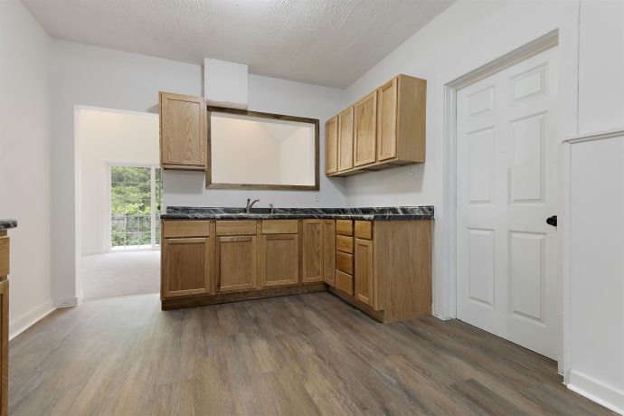 418 adams st, ROCKFORD, Illinois 61107, 3 Bedrooms Bedrooms, ,2 BathroomsBathrooms,House,For Sale,adams st,202602754