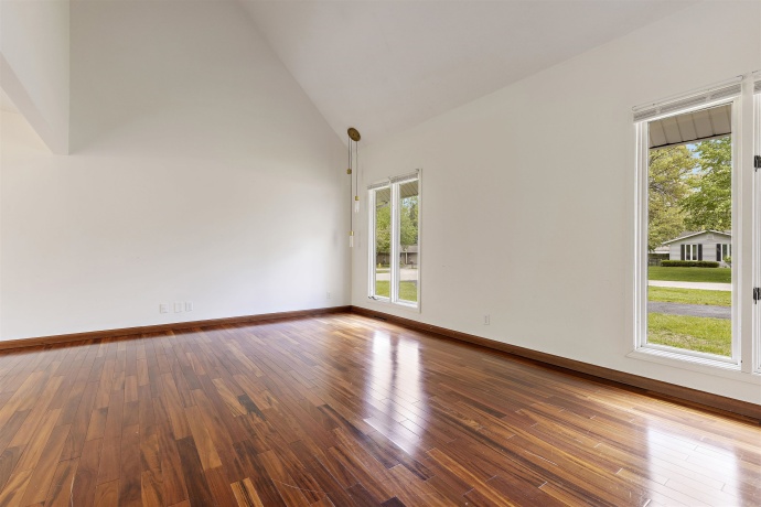 5044 Lanterne Ct, LOVES PARK, Illinois 61111, 4 Bedrooms Bedrooms, ,2 BathroomsBathrooms,House,For Sale,Lanterne Ct,202602755