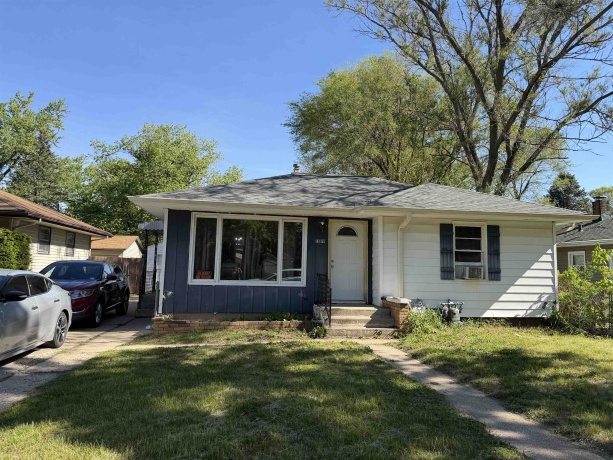 1319 Barton, ROCKFORD, Illinois 61103, 2 Bedrooms Bedrooms, ,1 BathroomBathrooms,House,For Sale,Barton,202602758