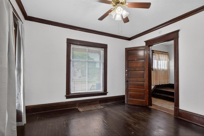 1423 7th, ROCKFORD, Illinois 61104, 5 Bedrooms Bedrooms, ,2 BathroomsBathrooms,House,For Sale,7th,202602760