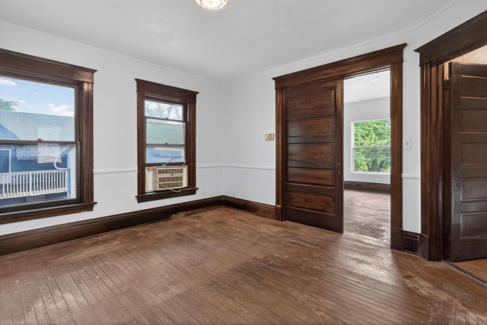 1423 7th, ROCKFORD, Illinois 61104, 5 Bedrooms Bedrooms, ,2 BathroomsBathrooms,House,For Sale,7th,202602760