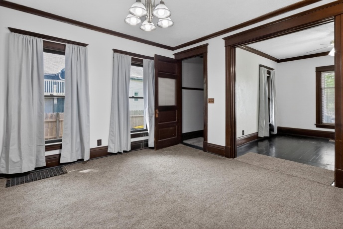 1423 7th, ROCKFORD, Illinois 61104, 5 Bedrooms Bedrooms, ,2 BathroomsBathrooms,House,For Sale,7th,202602760