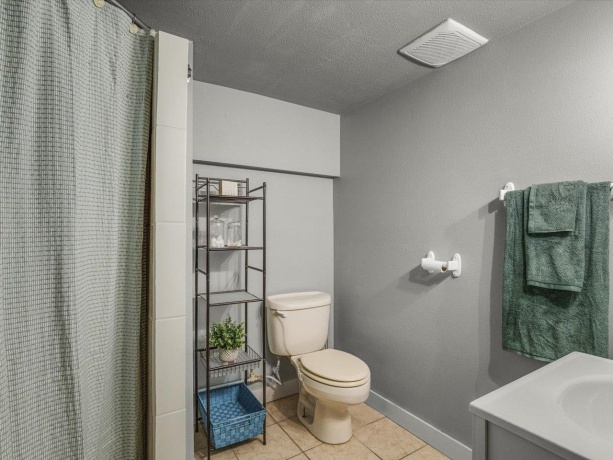 1712 Midway, ROCKFORD, Illinois 61103, 3 Bedrooms Bedrooms, ,2 BathroomsBathrooms,House,For Sale,Midway,202602761