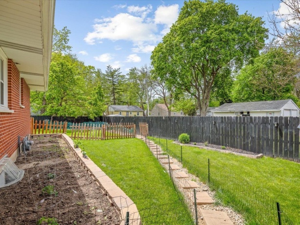 1712 Midway, ROCKFORD, Illinois 61103, 3 Bedrooms Bedrooms, ,2 BathroomsBathrooms,House,For Sale,Midway,202602761