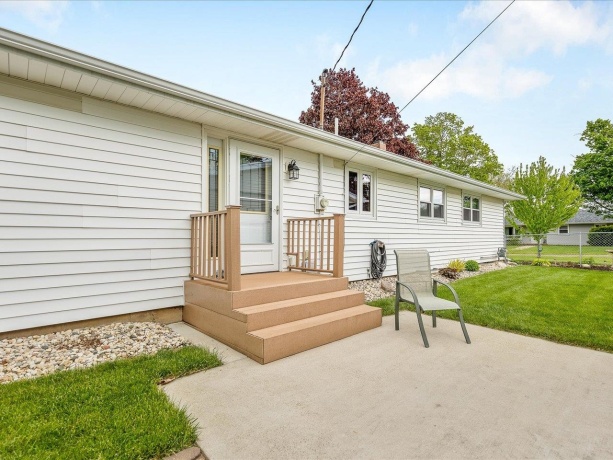 2509 9th, MONROE, Wisconsin 53566, 3 Bedrooms Bedrooms, ,1 BathroomBathrooms,House,For Sale,9th,202602763