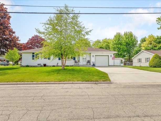 2509 9th, MONROE, Wisconsin 53566, 3 Bedrooms Bedrooms, ,1 BathroomBathrooms,House,For Sale,9th,202602763
