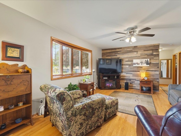 2509 9th, MONROE, Wisconsin 53566, 3 Bedrooms Bedrooms, ,1 BathroomBathrooms,House,For Sale,9th,202602763