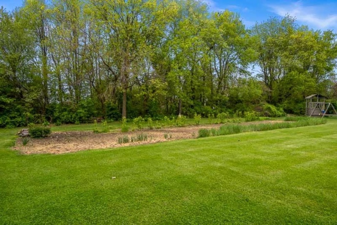 8833 West Ridge, BELVIDERE, Illinois 61008, 4 Bedrooms Bedrooms, ,2 BathroomsBathrooms,House,For Sale,West Ridge,202602764