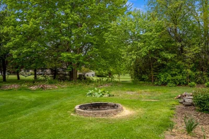 8833 West Ridge, BELVIDERE, Illinois 61008, 4 Bedrooms Bedrooms, ,2 BathroomsBathrooms,House,For Sale,West Ridge,202602764