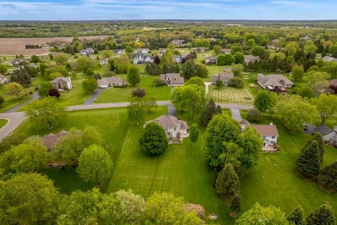 8833 West Ridge, BELVIDERE, Illinois 61008, 4 Bedrooms Bedrooms, ,2 BathroomsBathrooms,House,For Sale,West Ridge,202602764