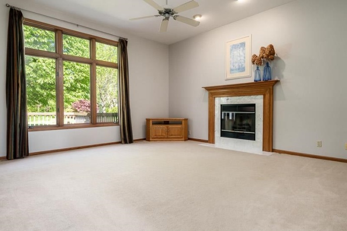 8833 West Ridge, BELVIDERE, Illinois 61008, 4 Bedrooms Bedrooms, ,2 BathroomsBathrooms,House,For Sale,West Ridge,202602764