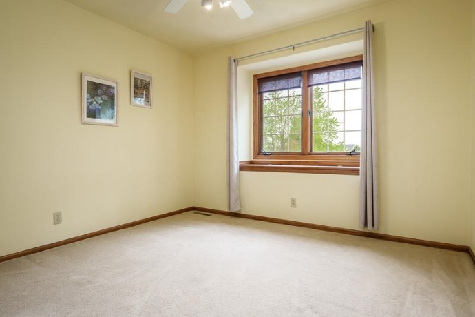8833 West Ridge, BELVIDERE, Illinois 61008, 4 Bedrooms Bedrooms, ,2 BathroomsBathrooms,House,For Sale,West Ridge,202602764
