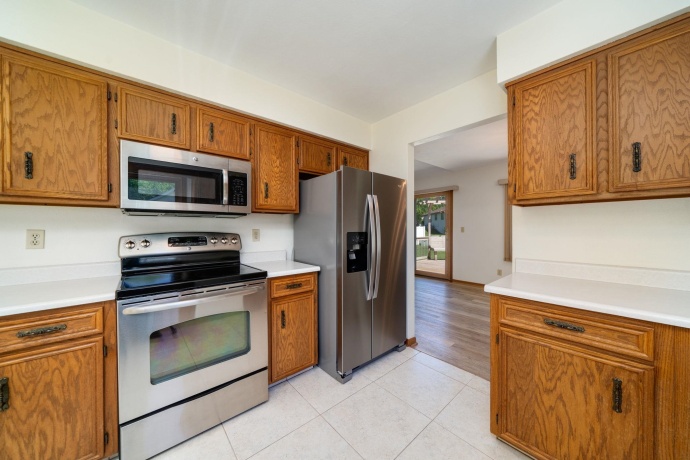 1616 Highridge, ROCKFORD, Illinois 61108, 3 Bedrooms Bedrooms, ,2 BathroomsBathrooms,House,For Sale,Highridge,202602765