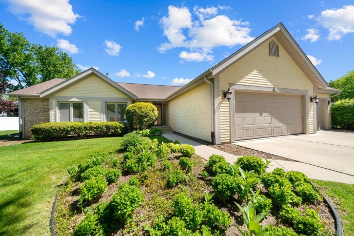 1616 Highridge, ROCKFORD, Illinois 61108, 3 Bedrooms Bedrooms, ,2 BathroomsBathrooms,House,For Sale,Highridge,202602765