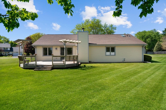 1616 Highridge, ROCKFORD, Illinois 61108, 3 Bedrooms Bedrooms, ,2 BathroomsBathrooms,House,For Sale,Highridge,202602765