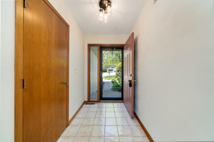 1616 Highridge, ROCKFORD, Illinois 61108, 3 Bedrooms Bedrooms, ,2 BathroomsBathrooms,House,For Sale,Highridge,202602765