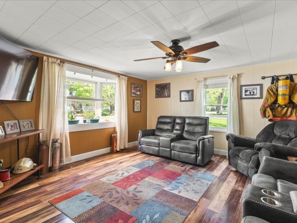 501 Water, WARREN, Illinois 61087, 4 Bedrooms Bedrooms, ,2 BathroomsBathrooms,House,For Sale,Water,202602766