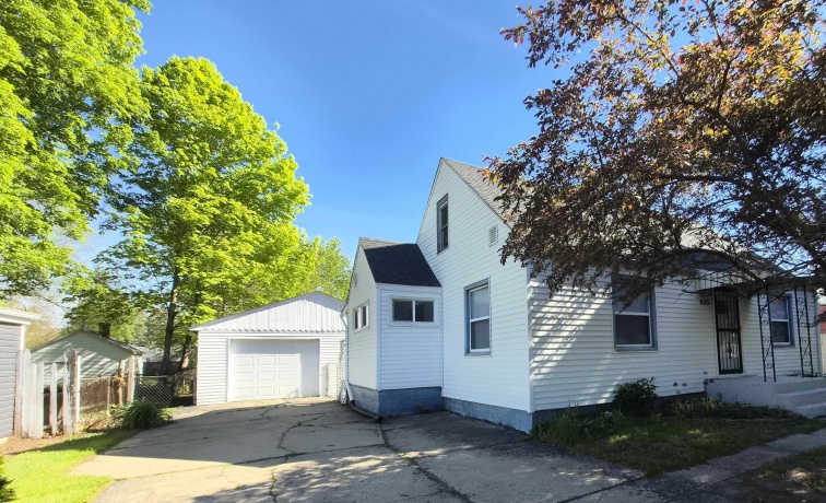 620 wayne, MACHESNEY PARK, Illinois 61115, 4 Bedrooms Bedrooms, ,1 BathroomBathrooms,House,For Sale,wayne,202602768