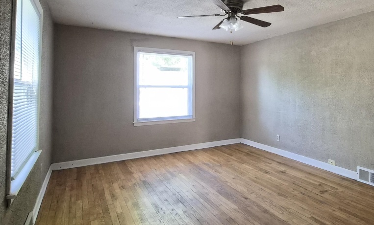 620 wayne, MACHESNEY PARK, Illinois 61115, 4 Bedrooms Bedrooms, ,1 BathroomBathrooms,House,For Sale,wayne,202602768