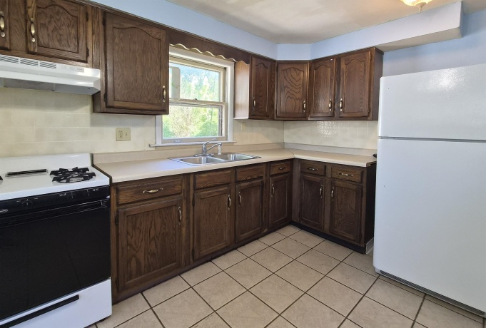 620 wayne, MACHESNEY PARK, Illinois 61115, 4 Bedrooms Bedrooms, ,1 BathroomBathrooms,House,For Sale,wayne,202602768