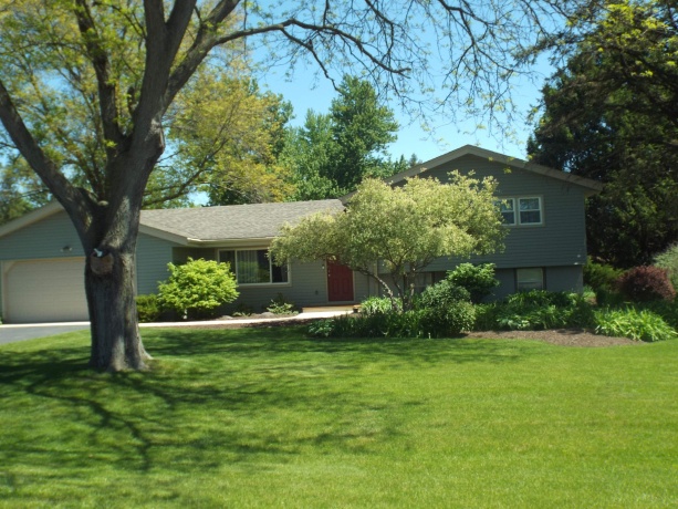 642 Homestead, ROCKFORD, Illinois 61102, 3 Bedrooms Bedrooms, ,2 BathroomsBathrooms,House,For Sale,Homestead,202602769