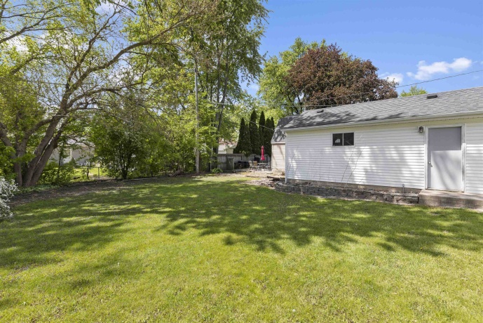 3107 BARRINGTON, ROCKFORD, Illinois 61107, 3 Bedrooms Bedrooms, ,1 BathroomBathrooms,House,For Sale,BARRINGTON,202602771