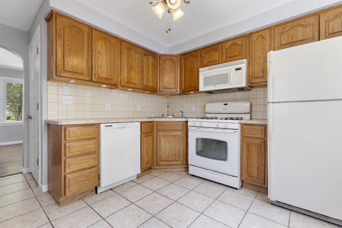 3107 BARRINGTON, ROCKFORD, Illinois 61107, 3 Bedrooms Bedrooms, ,1 BathroomBathrooms,House,For Sale,BARRINGTON,202602771