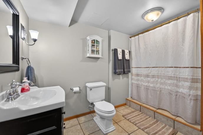 12324 Cameron, CALEDONIA, Illinois 61011, 5 Bedrooms Bedrooms, ,4 BathroomsBathrooms,House,For Sale,Cameron,202602772