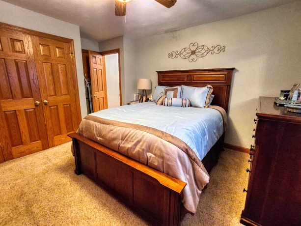 7009 Pearl City, FREEPORT, Illinois 61032, 3 Bedrooms Bedrooms, ,1 BathroomBathrooms,House,For Sale,Pearl City,202602774