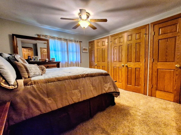 7009 Pearl City, FREEPORT, Illinois 61032, 3 Bedrooms Bedrooms, ,1 BathroomBathrooms,House,For Sale,Pearl City,202602774