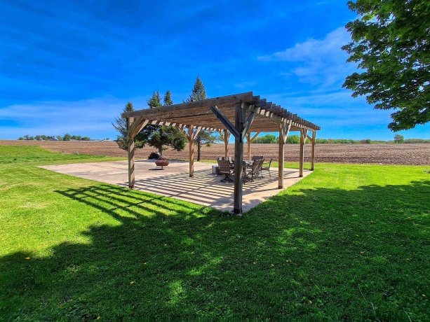 7009 Pearl City, FREEPORT, Illinois 61032, 3 Bedrooms Bedrooms, ,1 BathroomBathrooms,House,For Sale,Pearl City,202602774