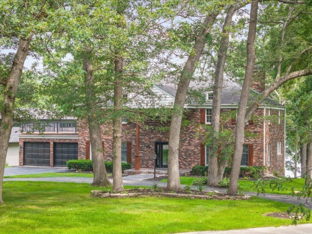 1927 Baintree, LAKE SUMMERSET, Illinois 61019, 4 Bedrooms Bedrooms, ,3 BathroomsBathrooms,House,For Sale,Baintree,202602775