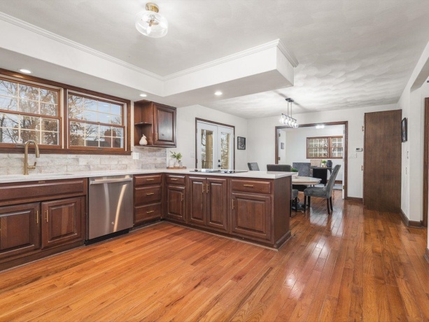 1927 Baintree, LAKE SUMMERSET, Illinois 61019, 4 Bedrooms Bedrooms, ,3 BathroomsBathrooms,House,For Sale,Baintree,202602775