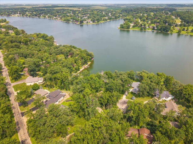 1927 Baintree, LAKE SUMMERSET, Illinois 61019, 4 Bedrooms Bedrooms, ,3 BathroomsBathrooms,House,For Sale,Baintree,202602775
