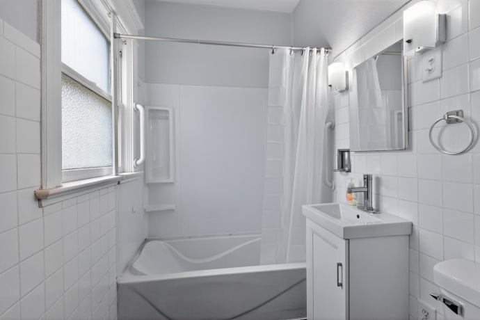 1423 7th, ROCKFORD, Illinois 61104, ,2 Units,For Sale,7th,202602779