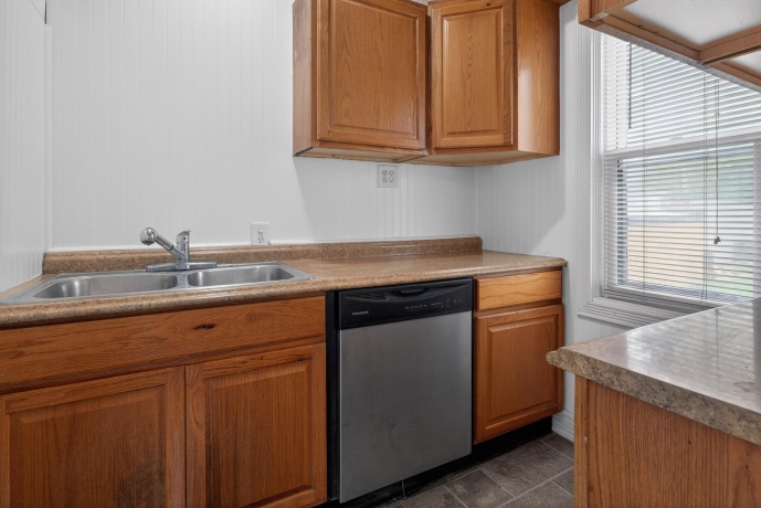 1423 7th, ROCKFORD, Illinois 61104, ,2 Units,For Sale,7th,202602779