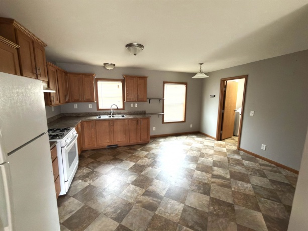 498 Park, BELVIDERE, Illinois 61008, 3 Bedrooms Bedrooms, ,2 BathroomsBathrooms,House,For Sale,Park,202602778