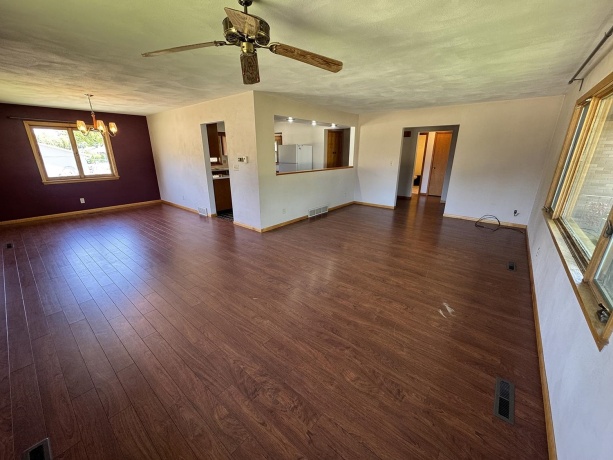 401 Ridge, SHANNON, Illinois 61078, 2 Bedrooms Bedrooms, ,2 BathroomsBathrooms,House,For Sale,Ridge,202602781