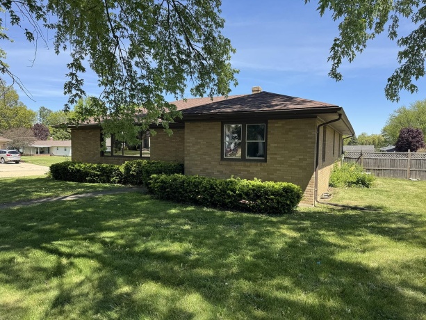 401 Ridge, SHANNON, Illinois 61078, 2 Bedrooms Bedrooms, ,2 BathroomsBathrooms,House,For Sale,Ridge,202602781